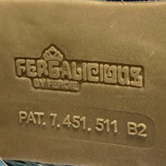 Fergalicious By Fergie Blue Green Fabric Floral Pointy 3 1/2” Heel. 7M Tropical - Picture 6 of 10